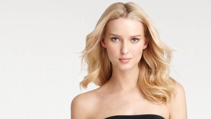 Adriana Cernanova Looking Front At Ann Taylor Swimwear 2012